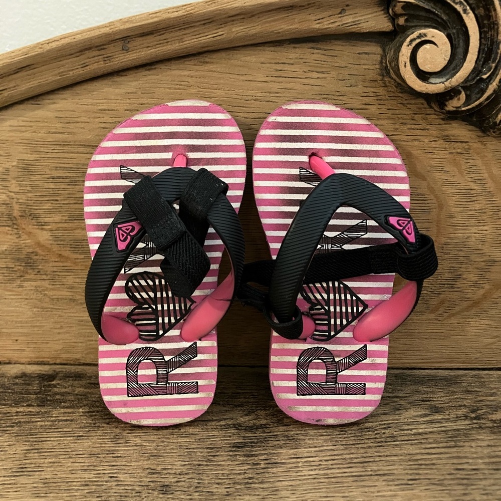 Roxy Striped Pink and Black Kids Flip Flops